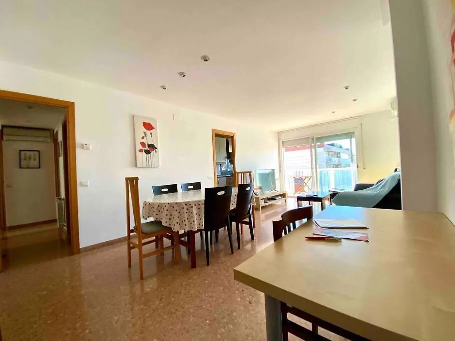 Big Family Terrassa Parking And Noise Free Apartment